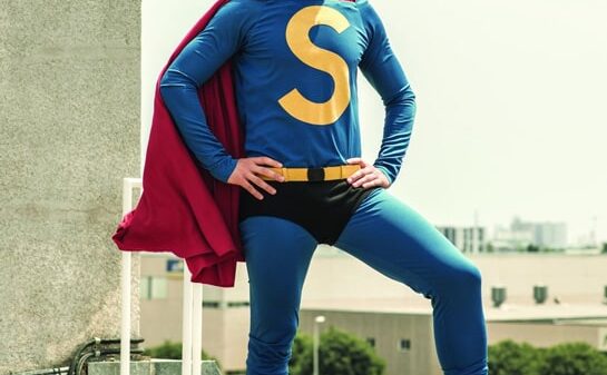 Dani Rovira caracterizado de 'Superlópez'