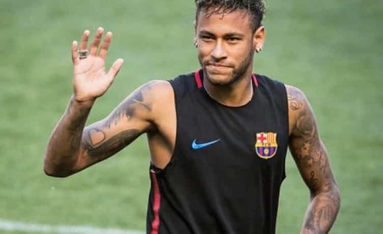 Neymar en un entrenamiento del Barça