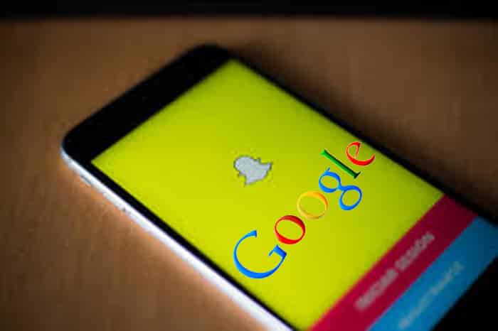 Los logos de Snapchat y Google