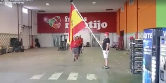 Jura de bandera de la empresa Frutas Montijo