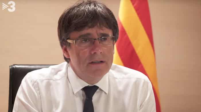 Carles Puigdemont durante la entrevista en TV3