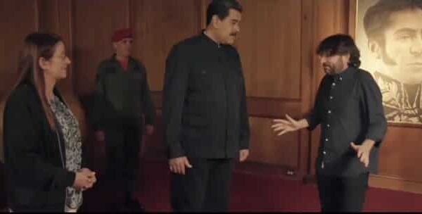Nicolás Maduro y Jordi Èvole justo antes de su entrevista
