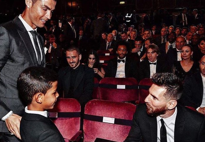 Cristiano, su hijo y Messi