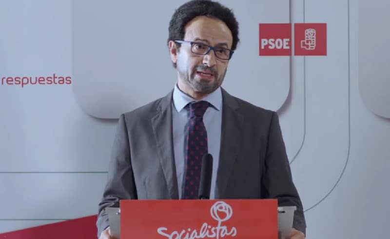 José Mota imitando a Antonio Hernando (PSOE) en su sketch