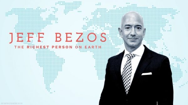 El millonario Jeff Bezos