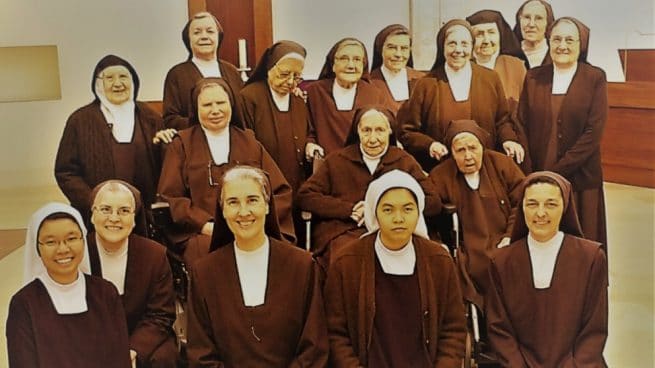 Imagen de las monjas Carmelitas de Hondarribia (Guipúzcoa)