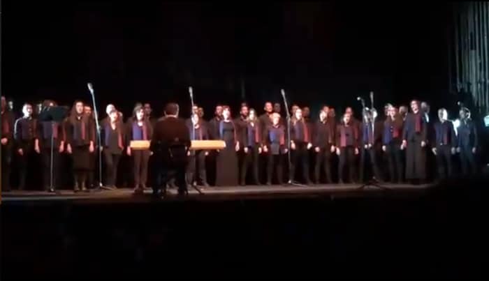 El coro de Voces LGTB en su concierto en el Teatro La Latina