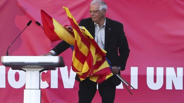 Josep Borrell en un acto de Societat Civil Catalana