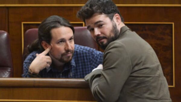 Pablo Iglesias y Gabriel Rufián en el Congreso