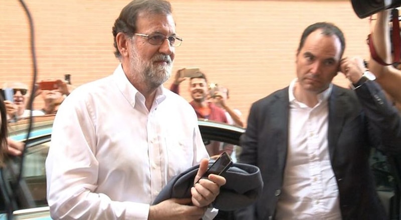 Rajoy llegando a supuesto de trabajo en Santa Pola