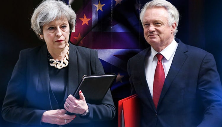Theresa May y David Davis