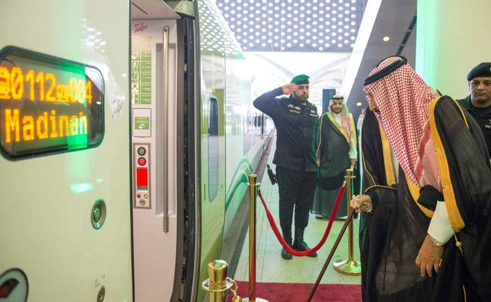 El rey de Arabia Saudí, Salman Bin Abdulaziz Al Saud, en la inauguración del AVE a La Meca