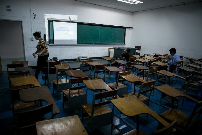 Clase de universidad vacía en Venezuela