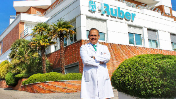 El doctor Manuel Conde Marín, director gerente del hospital Ruber Internacional