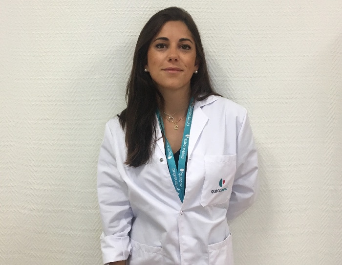 La doctora Claudia Bernárdez