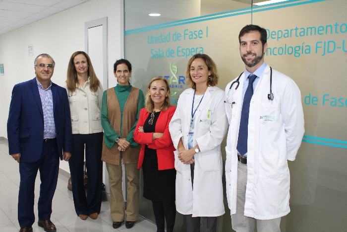 De izquierda a derecha, Montero, Zancada, Sánchez y los doctores Ayuso, Leal y Moreno