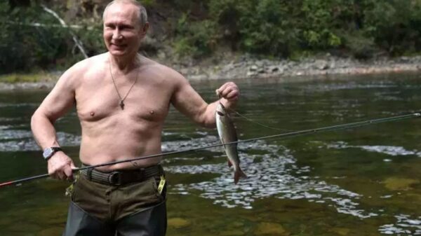 Vladimir Putin pescando