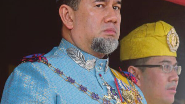 El rey Mohamed V de Malasia