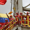 Trabajadores de PDVSA, empresa pública venezolana del petróleo