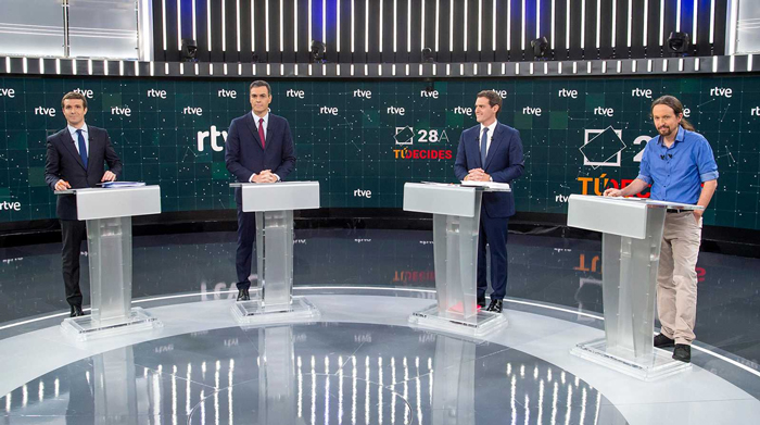 Los cuatro candidatos durante el debate de TVE