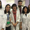 De izquierda a derecha, Carmen López (enfermera de la Unidad de Coagulación), la doctora Vidal, organizadora del evento, la doctora Llamas
