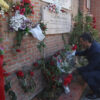 Pedro Sánchez homenajeando a las 13 Rosas