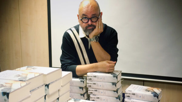 El escritor Carlos Ruiz Zafón