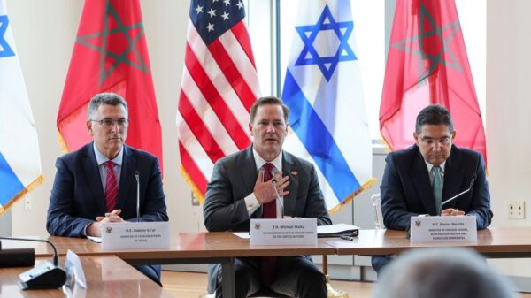 Gideon Sa'ar, Mike Waltz y Nasser Bourita se reúnen en el marco de la declaración entre Israel, Estados Unidos y Marruecos. Foto: ©Representación EEUU en ONU.