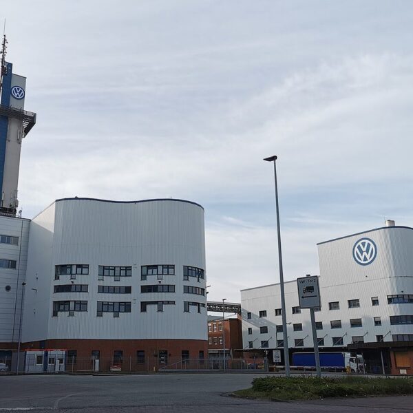 Recinto industrial de Volkswagen Osnabrück GmbH en la calle Narupstraße. Foto: ©N9713/ Wikimedia.
