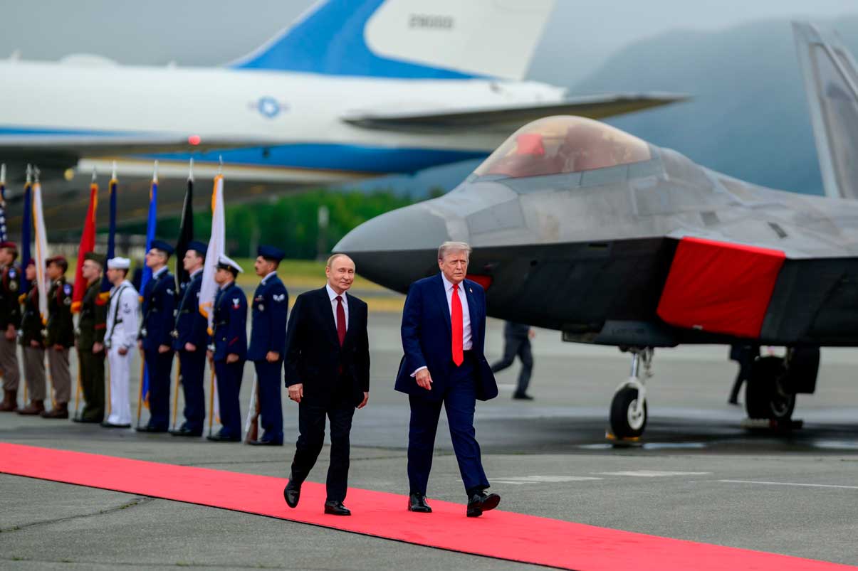 Donald Trump y Vladímir Putin en Anchorage, Alaska