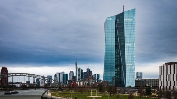 Sede del Banco Central Europeo, en Fráncfort. Foto: ©Norbert Nagel/ Wikimedia Commons (CC BY-SA 4.0).